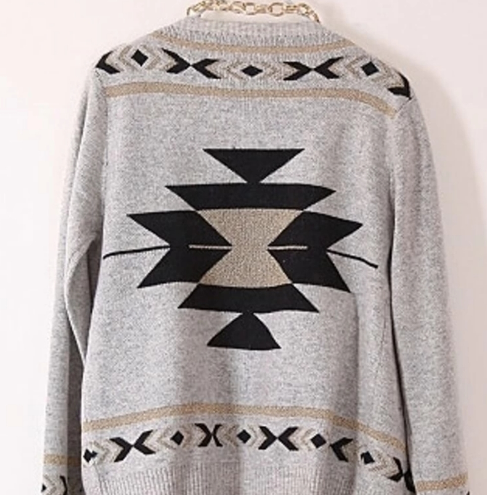 Aztec knitted fringe poncho/jacket - Picture 2 of 3